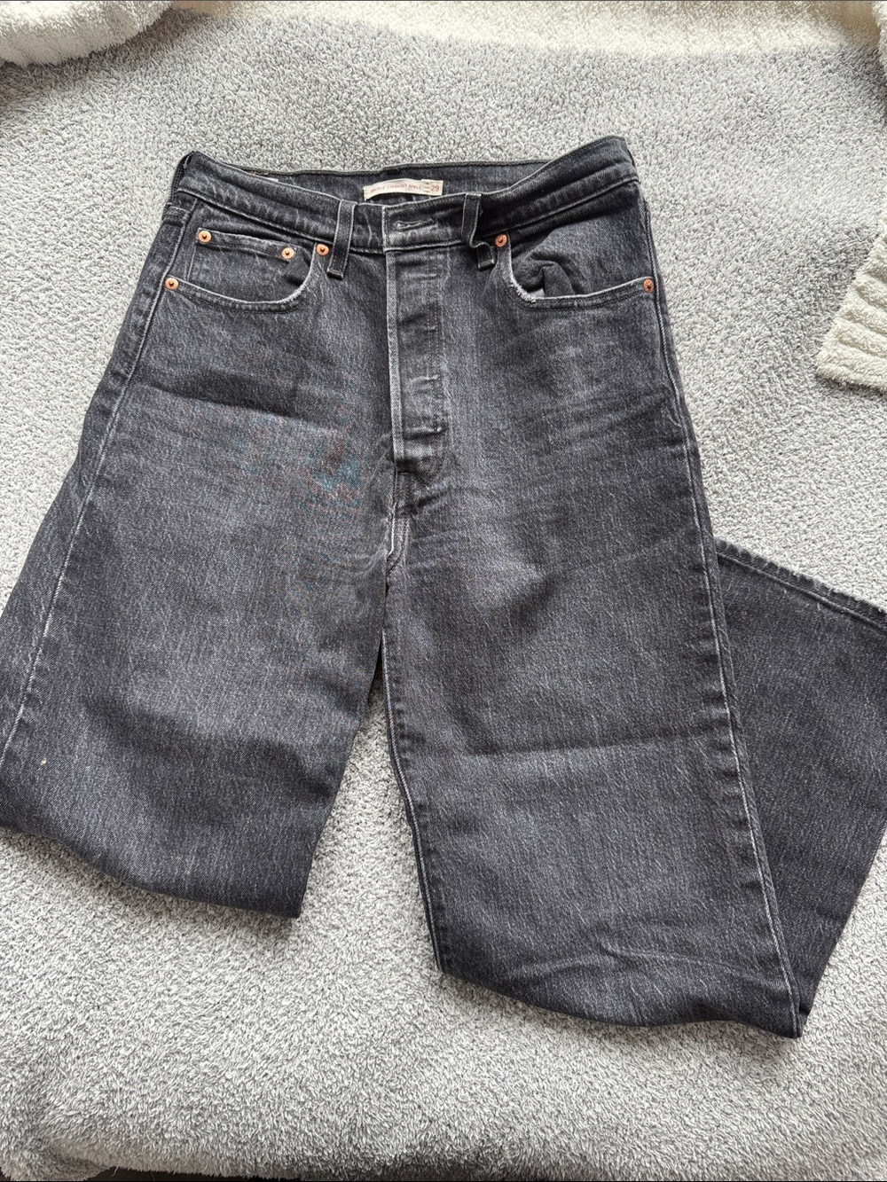 Levi’s Ribcage Straight Ankle Dark Wash